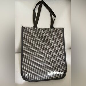 Lululemon LARGE  brown & white Reusable Bag